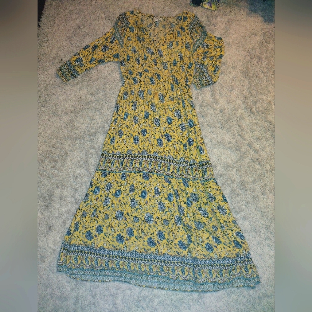 Umgee maxi dress M ptp 20-22, empire waist 14-20, L 53" Rayon